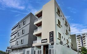 Hotel O The Paramount Hotel